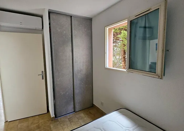 Climatise Avec Terrasse Aux Issambres - Fr-1-768-125 Apartmán *